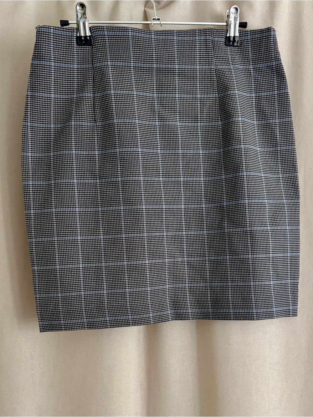 Dynamite Plaid Skirt — Grey, Black & Blue | M
